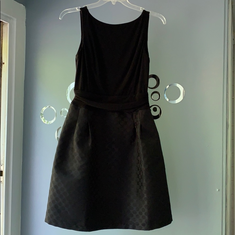Beautiful elegant cocktail dress worn only once